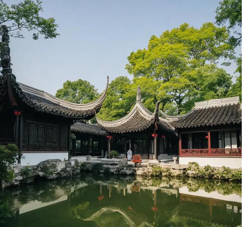 商丘梁园友儿土建有限公司